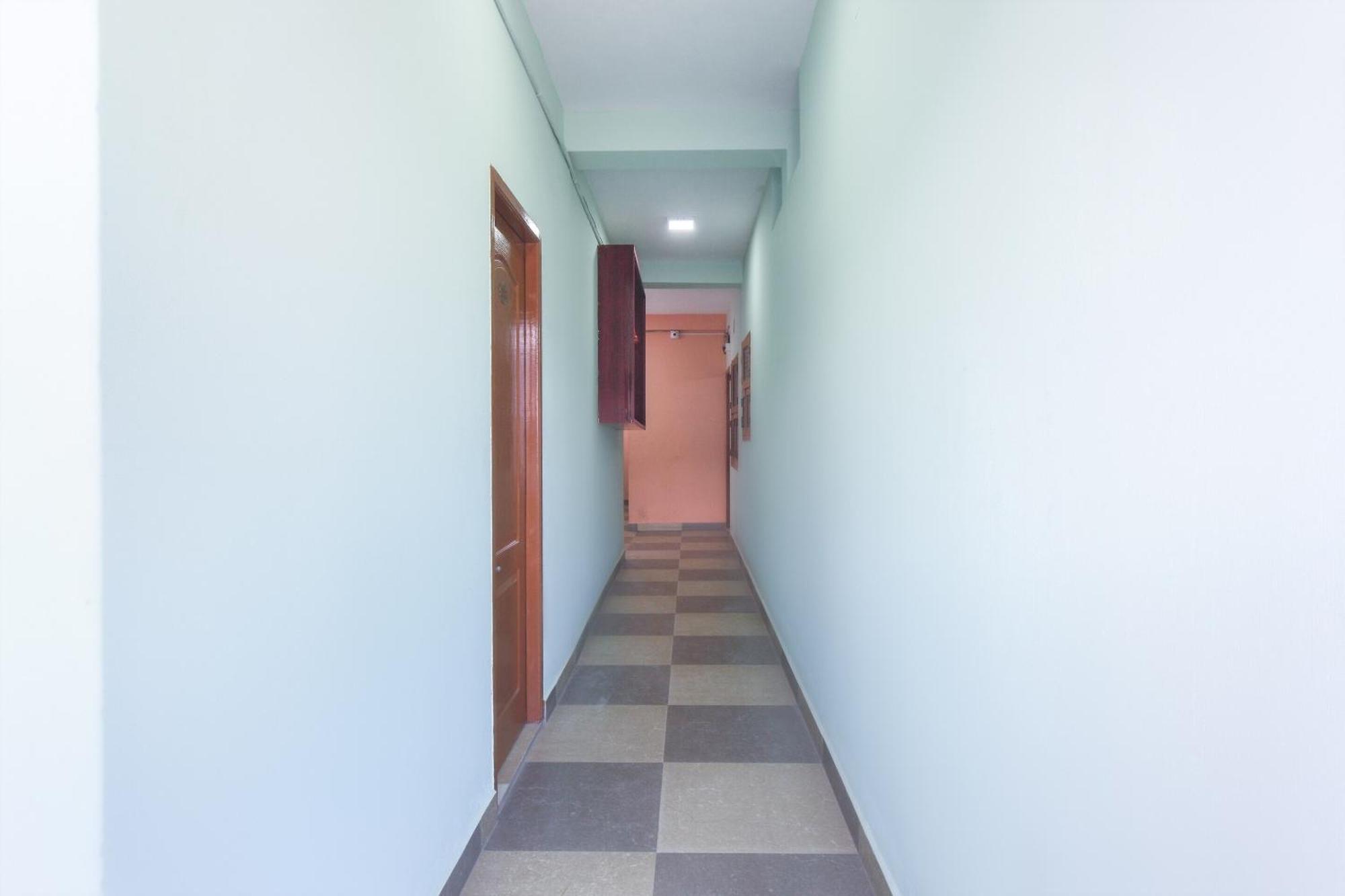 צ'נאי Oyo Modern Guest House מראה חיצוני תמונה
