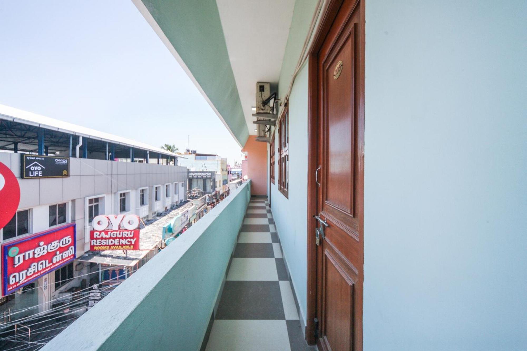 צ'נאי Oyo Modern Guest House מראה חיצוני תמונה