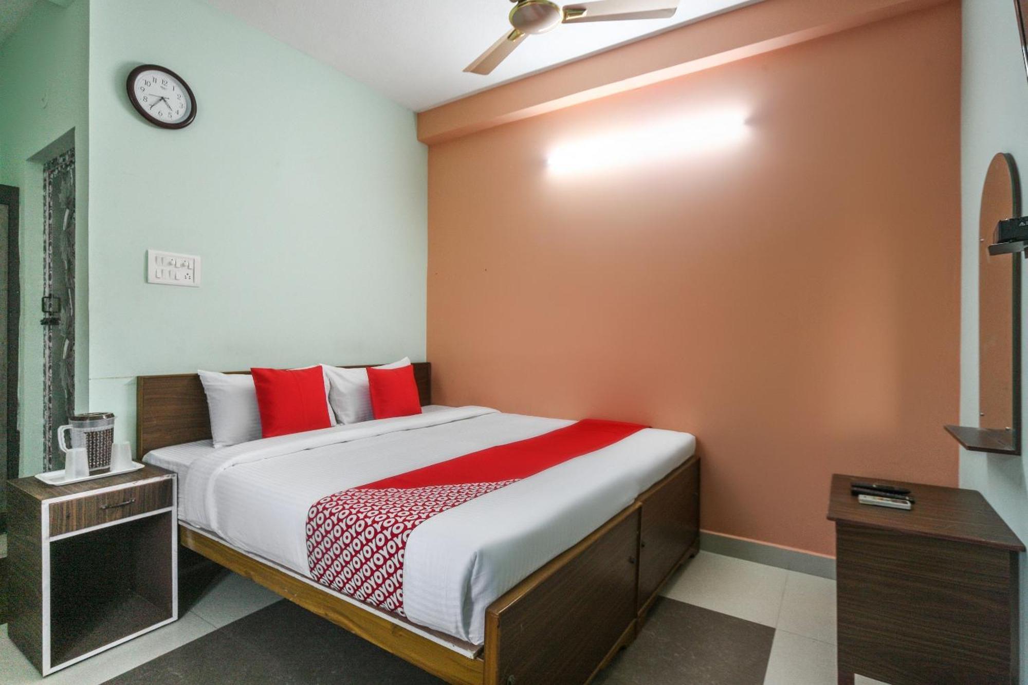 צ'נאי Oyo Modern Guest House מראה חיצוני תמונה