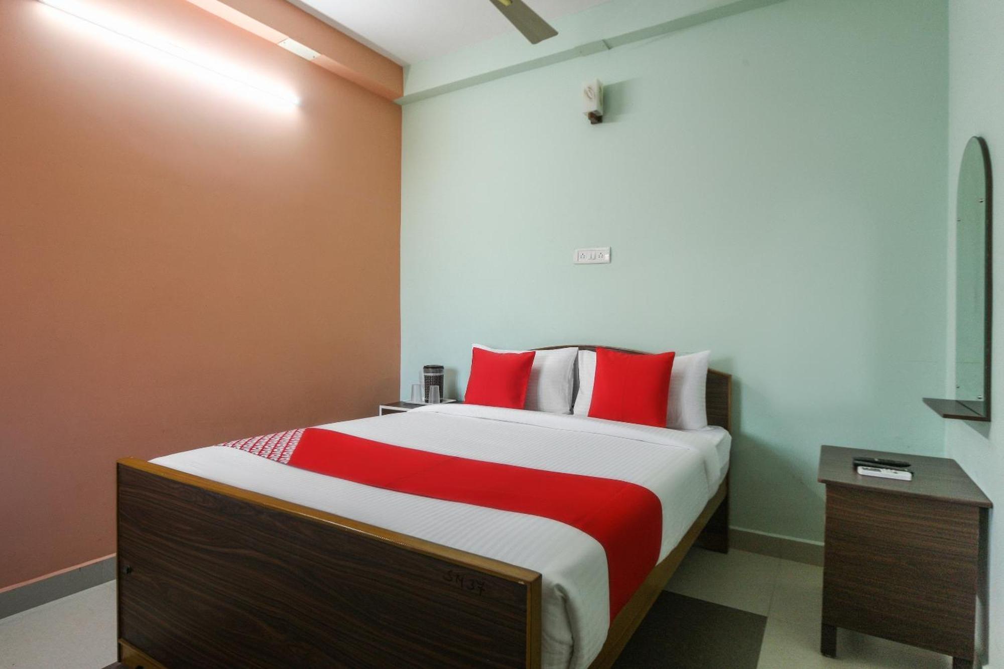 צ'נאי Oyo Modern Guest House מראה חיצוני תמונה